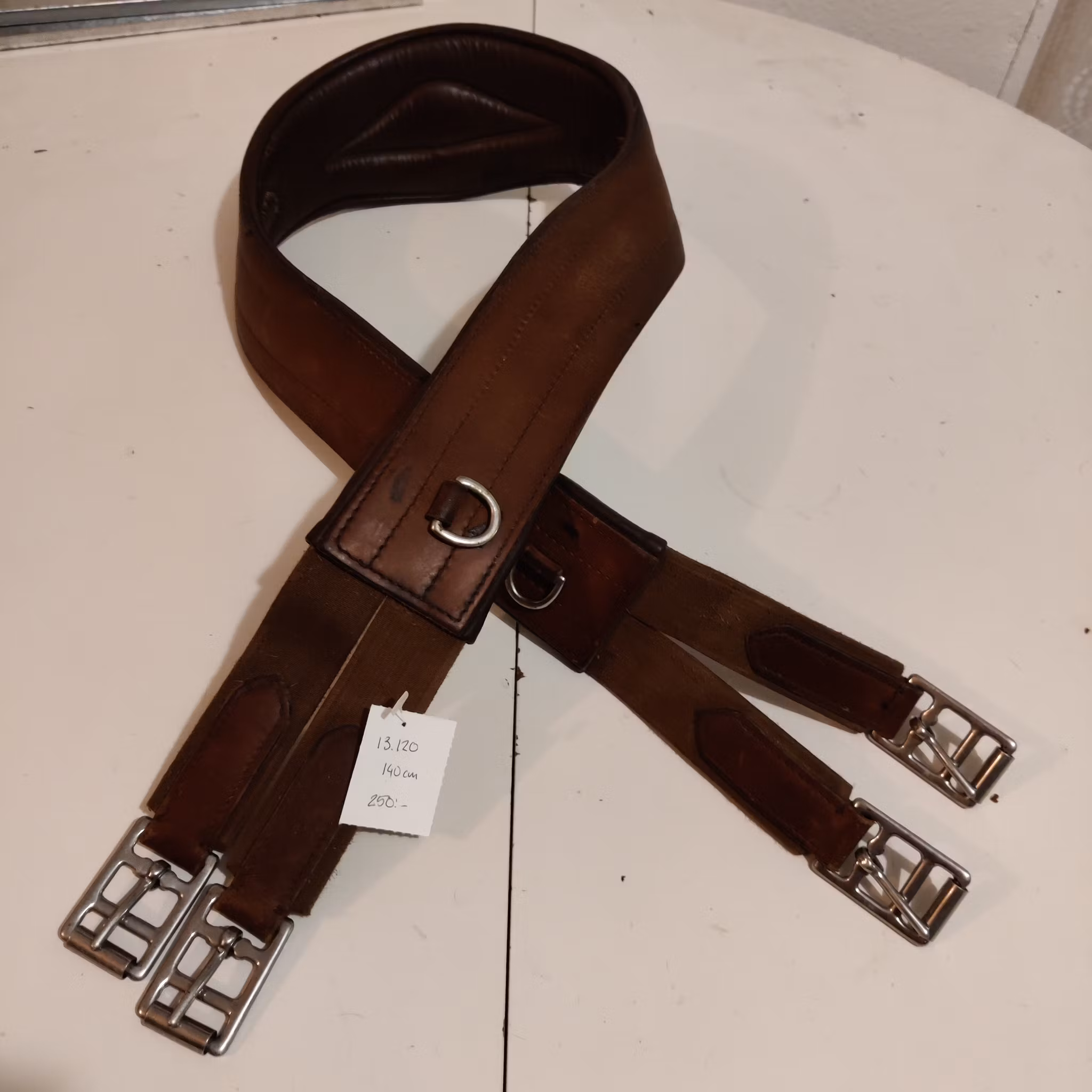 Brun sadelgjord 140 cm