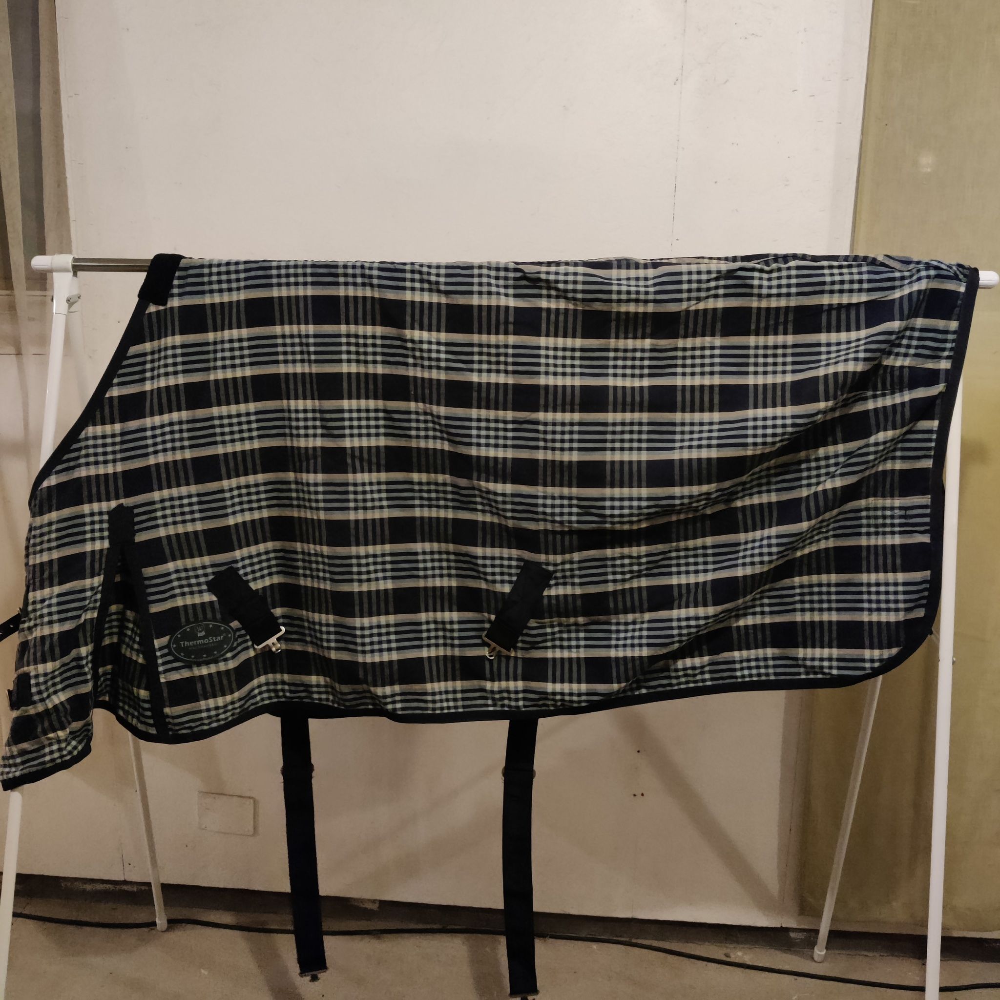 Blårutigt bomullstäcke 125 cm