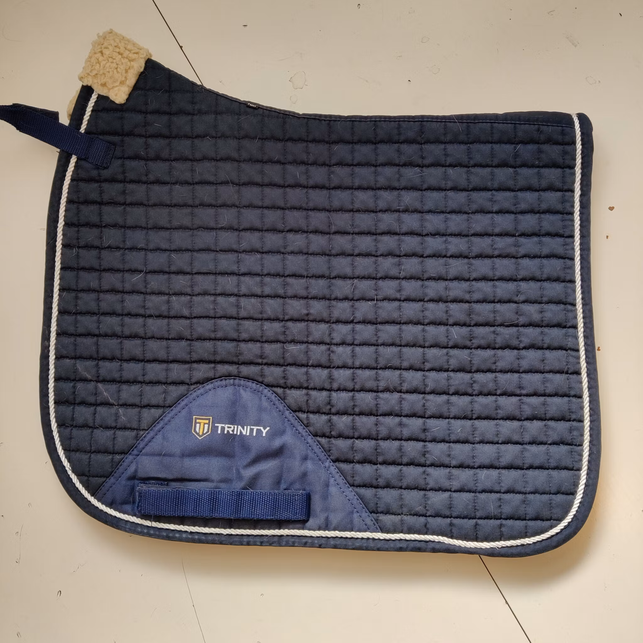 Blått dressyrschabrak Trinity PONNY