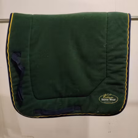Grönt dressyrschabrak Exclusive Horse Wear FULL