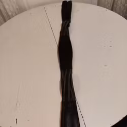 Svart sadelgjord med resårer 130 cm