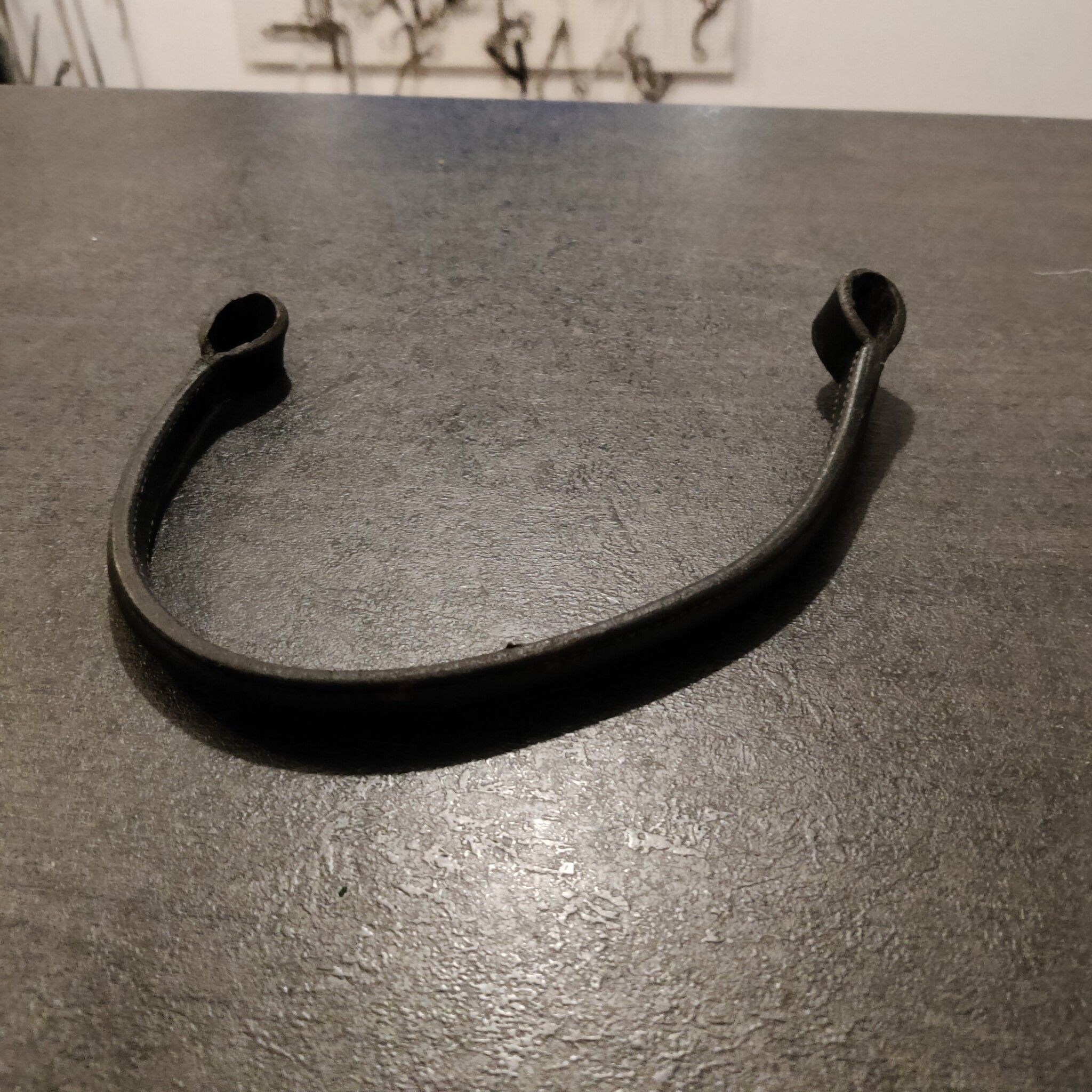 Svart pannband  40 cm FULL