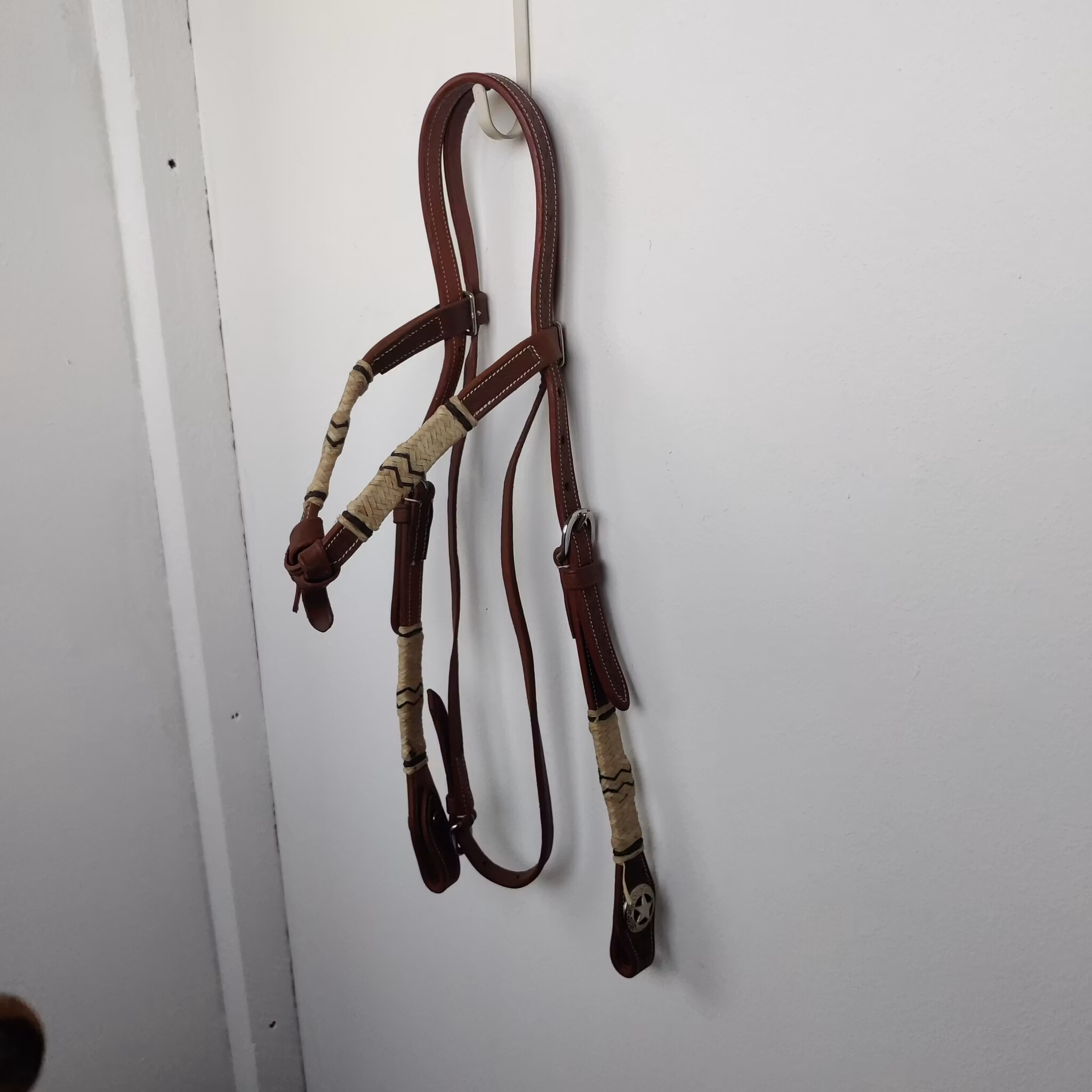 Rödbrunt westernträns med delade tyglar COB