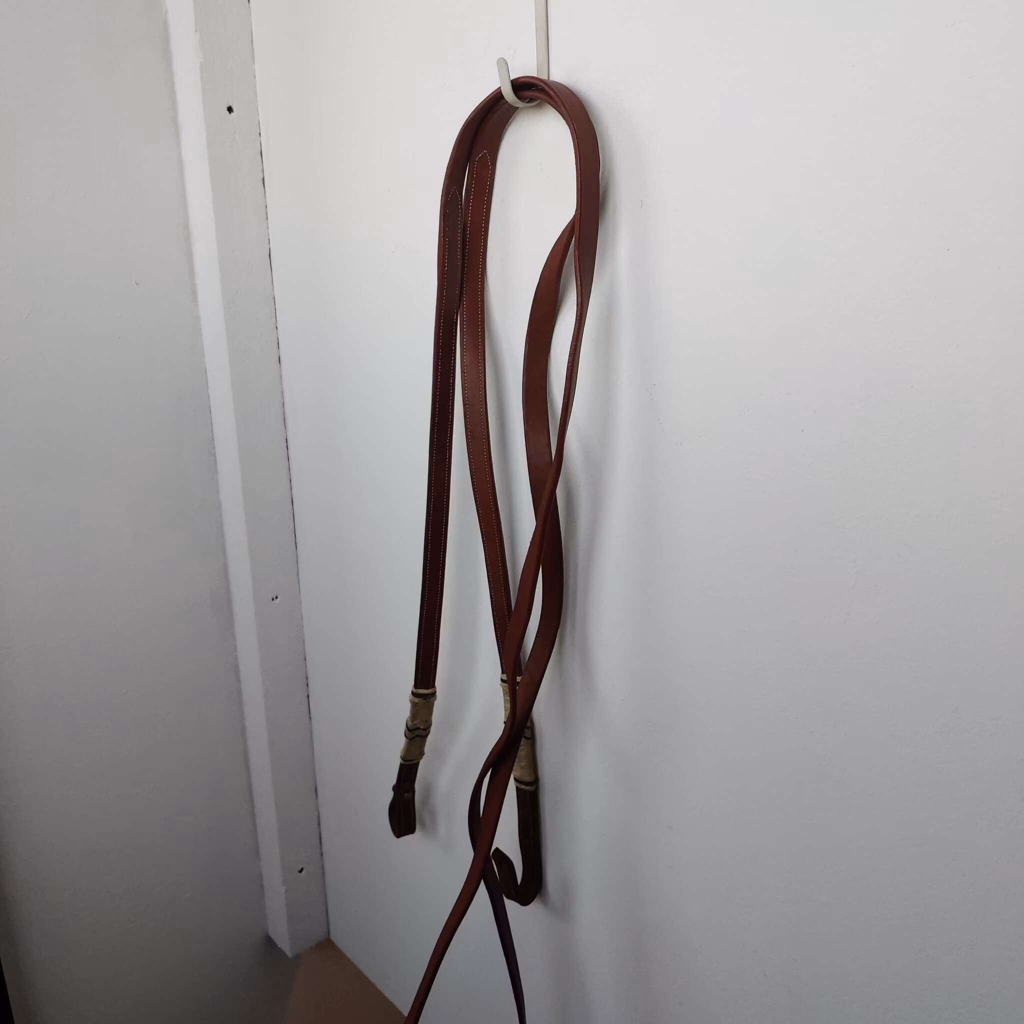 Rödbrunt westernträns med delade tyglar COB