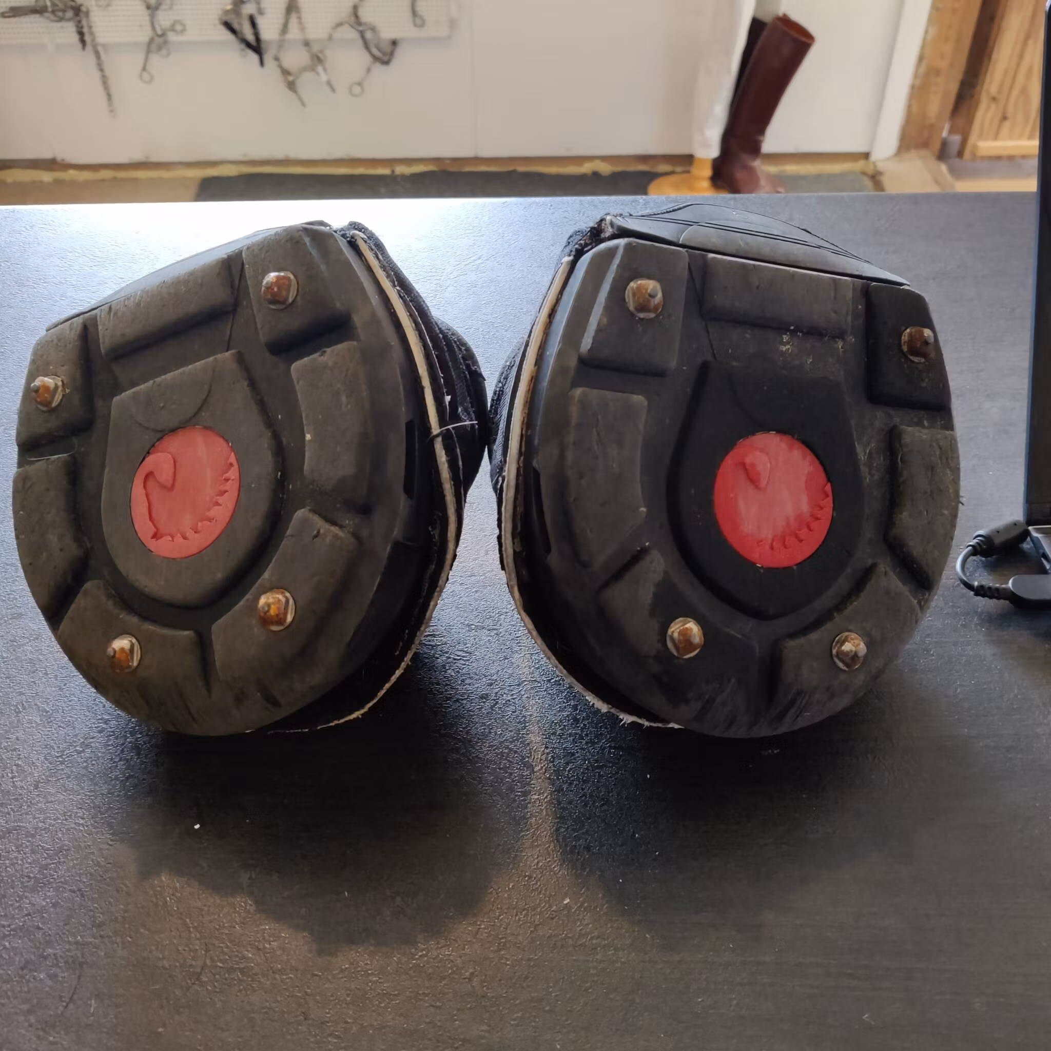 2 st Cavallo Sport Boots strl 6 med brodd
