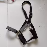 Svart reflexgrimma PONNY