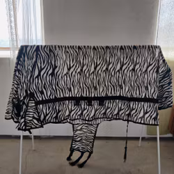 Flugtäcke med fast hals zebra 165 cm