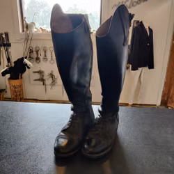 Läderridstövlar med resår strl 37 Mountain Horse