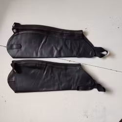 Svarta shortchaps Horsehead MEDIUM