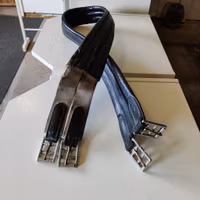 Svart sadelgjord 142 cm