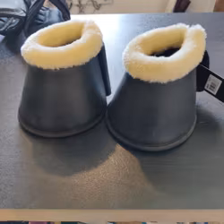 Svarta boots med ludd Horseguard LARGE