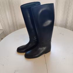 Konstläderridstövlar strl 40 wide