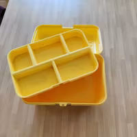 Gul liten ryktlåda