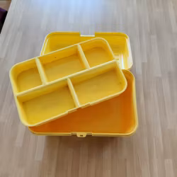 Gul liten ryktlåda
