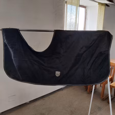 Svart ridtäcke med fleecefoder Farenheit COB