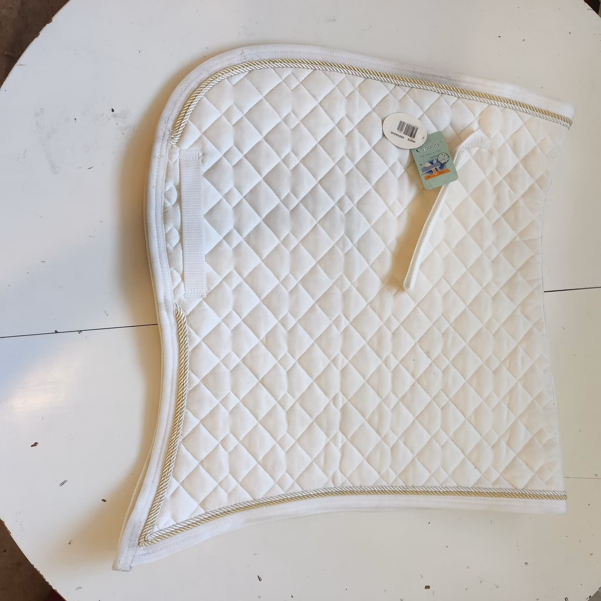 Vitt dressyrschabrak  COB
