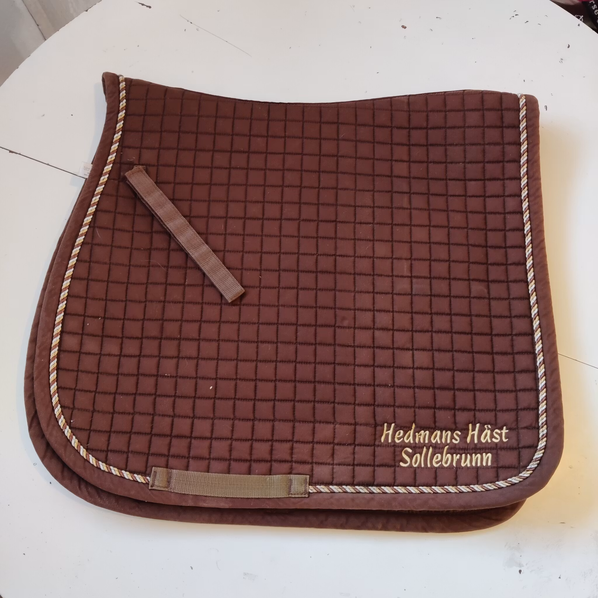 Brunt dressyrschabrak  Catago FULL