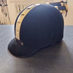 Svart hjälm storlek 60 Jacson