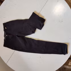 Svarta tygskodda ridbyxor strl 36 CRW