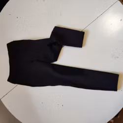 Svarta ridtights med knäskoning. Fleecefodrade strl 140 CRW