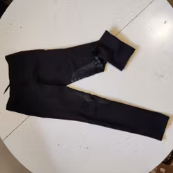 Svarta ridtights med knägrip strl 140 CRW