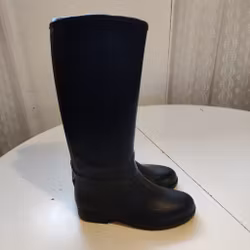 Gummiridstövlar strl 34 ELT