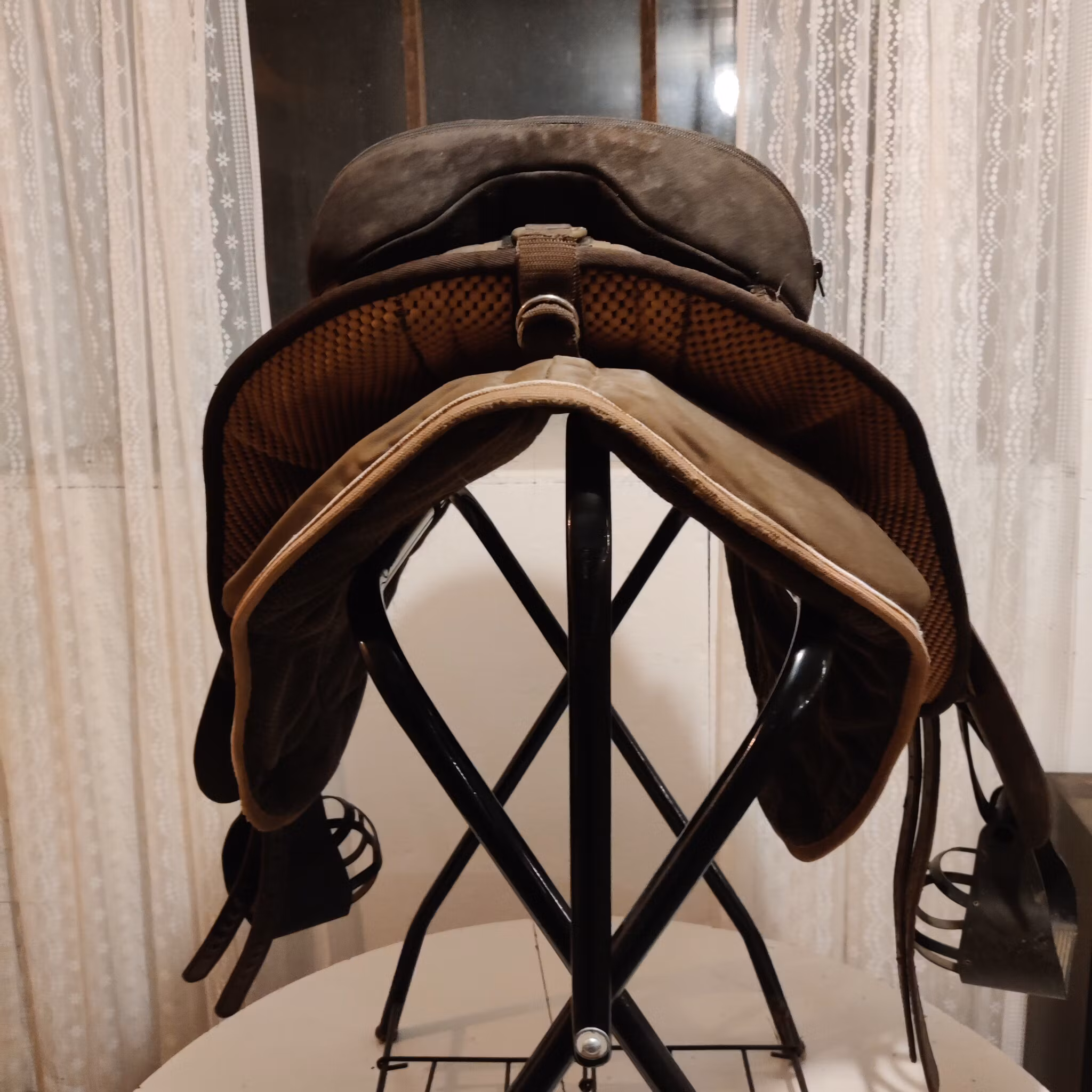 Bomlös sadel Torsion