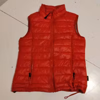 Röd väst strl 38 Matterhorn