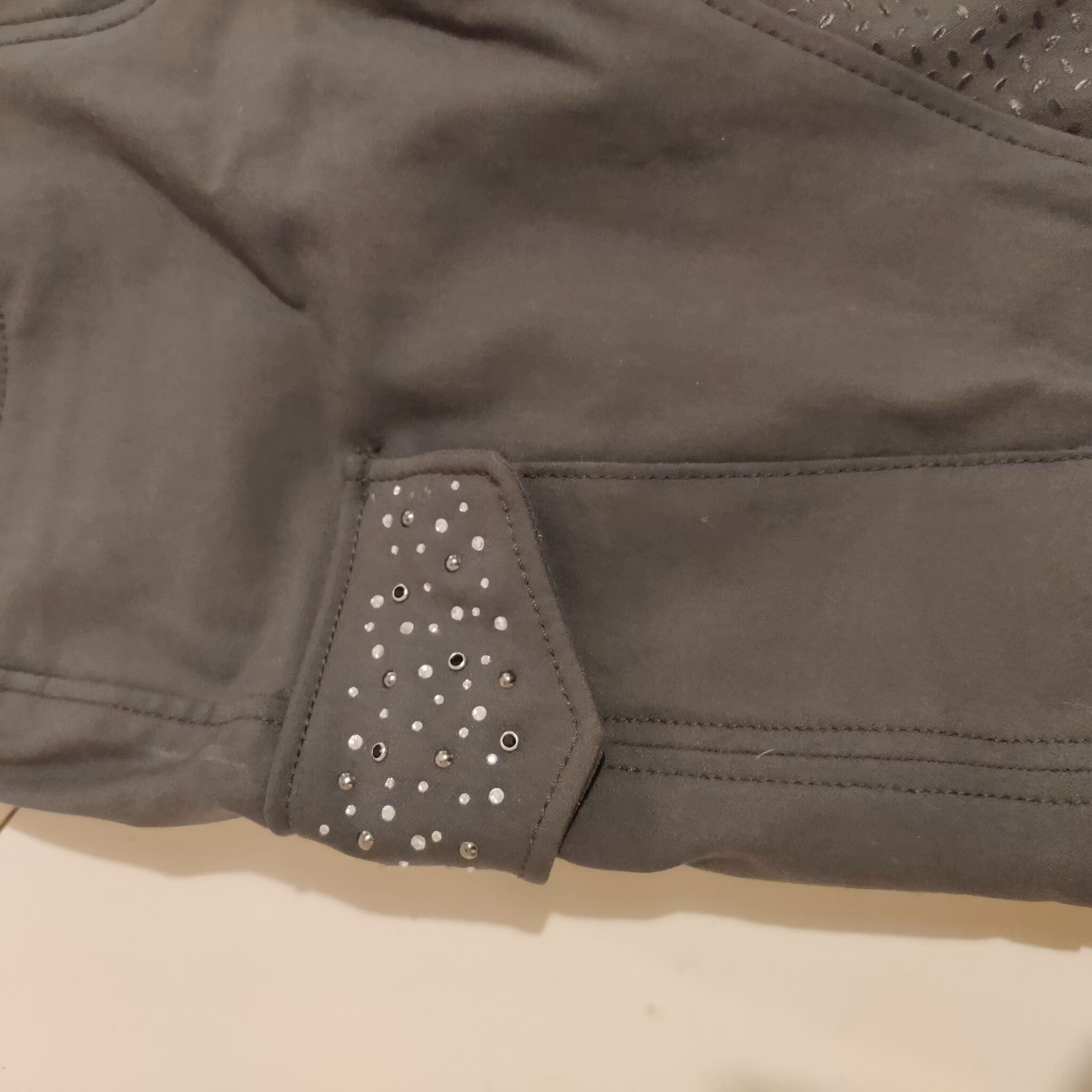 Grå ridbyxor med helgrip strl 36 PIKEUR