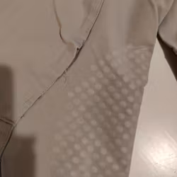 Ljusgrå ridbyxor med knägrip strl 38 Montar