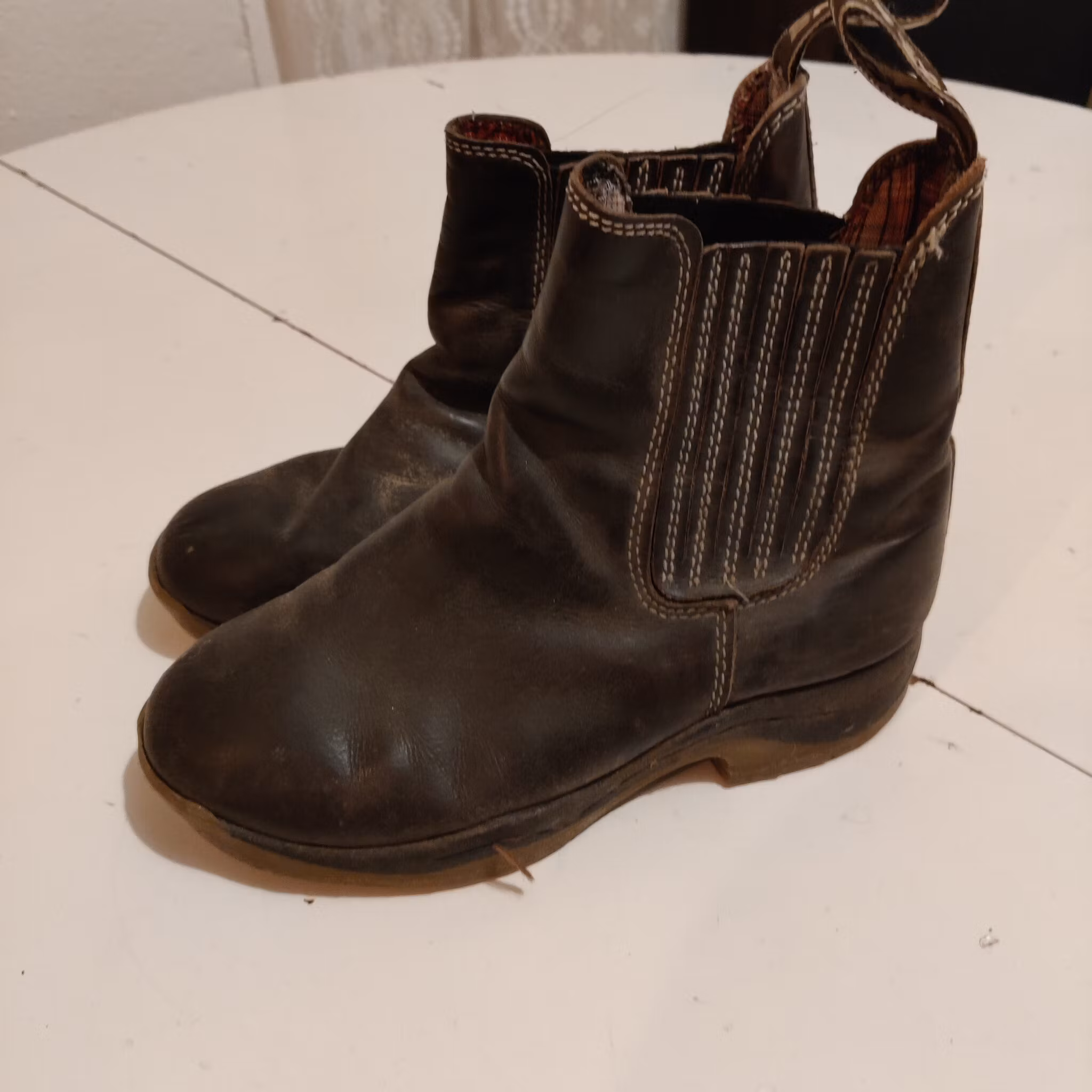 Bruna ridskor strl 37 Treadstone