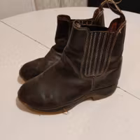 Bruna ridskor strl 37 Treadstone