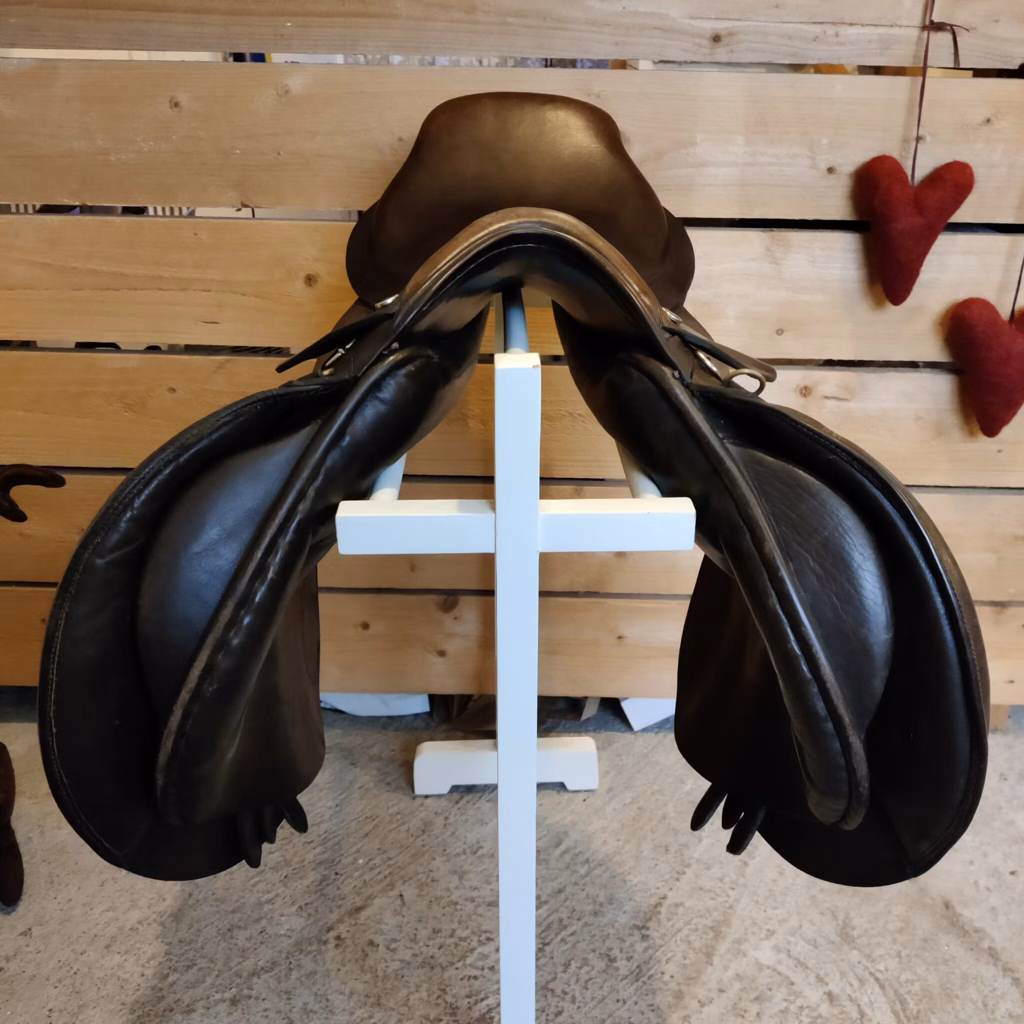 Brun hoppsadel Morris & Nolan 17 tum 32 bom