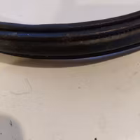 Svart pannband 41 cm