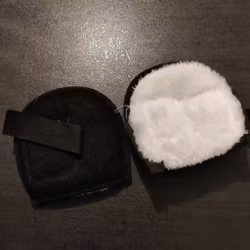 Öronvärmare att fästa på hjälmen