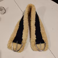 Sadelgord med ludd 100 cm