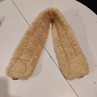 Sadelgord med ludd 100 cm