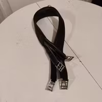 Svart lädergjord 125 cm