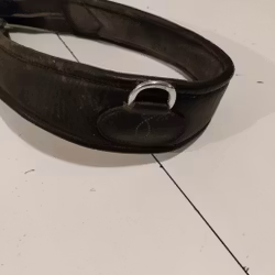 Svart lädergjord 125 cm