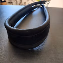 Svart lädergjord 135 cm