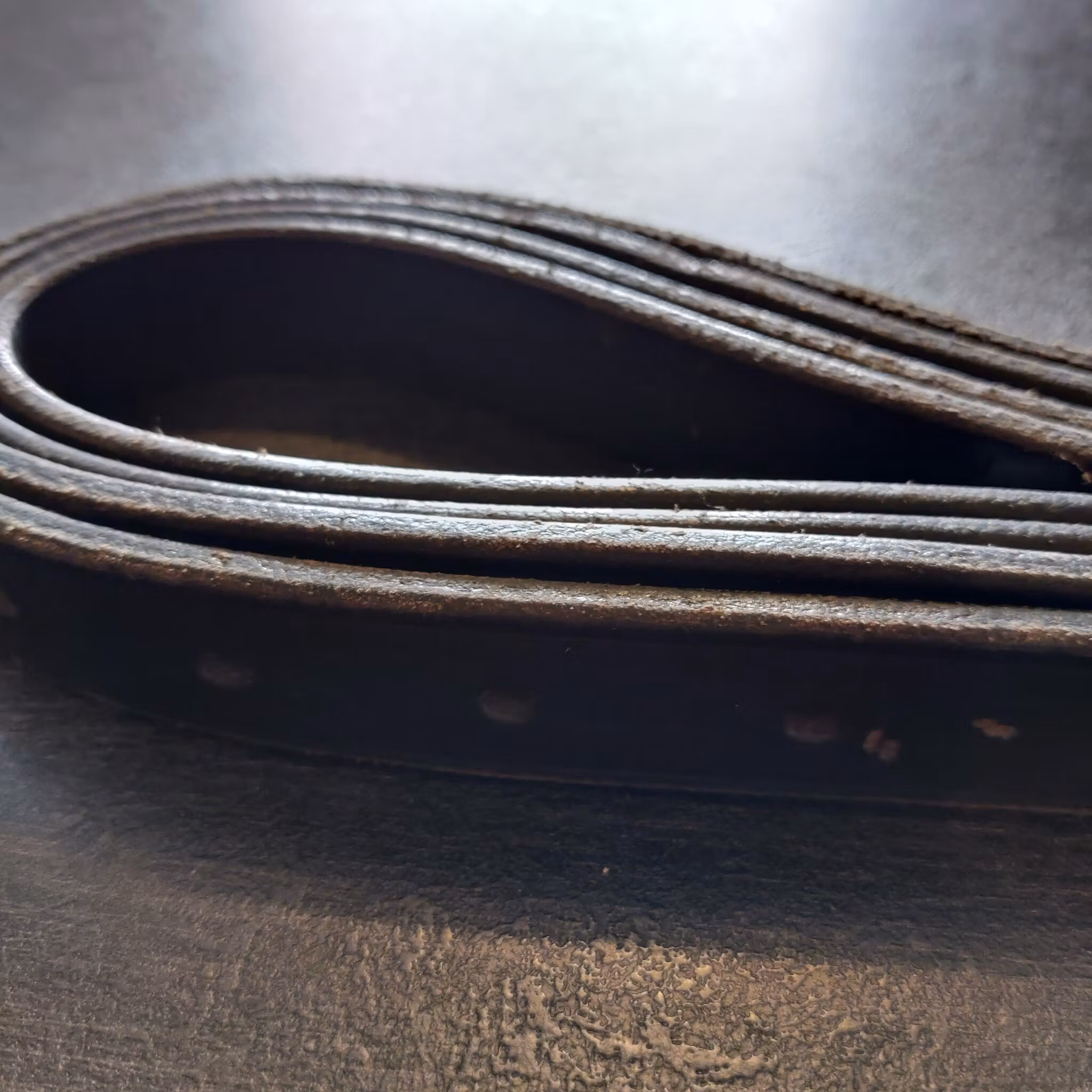 Svarta stigläder 155 cm