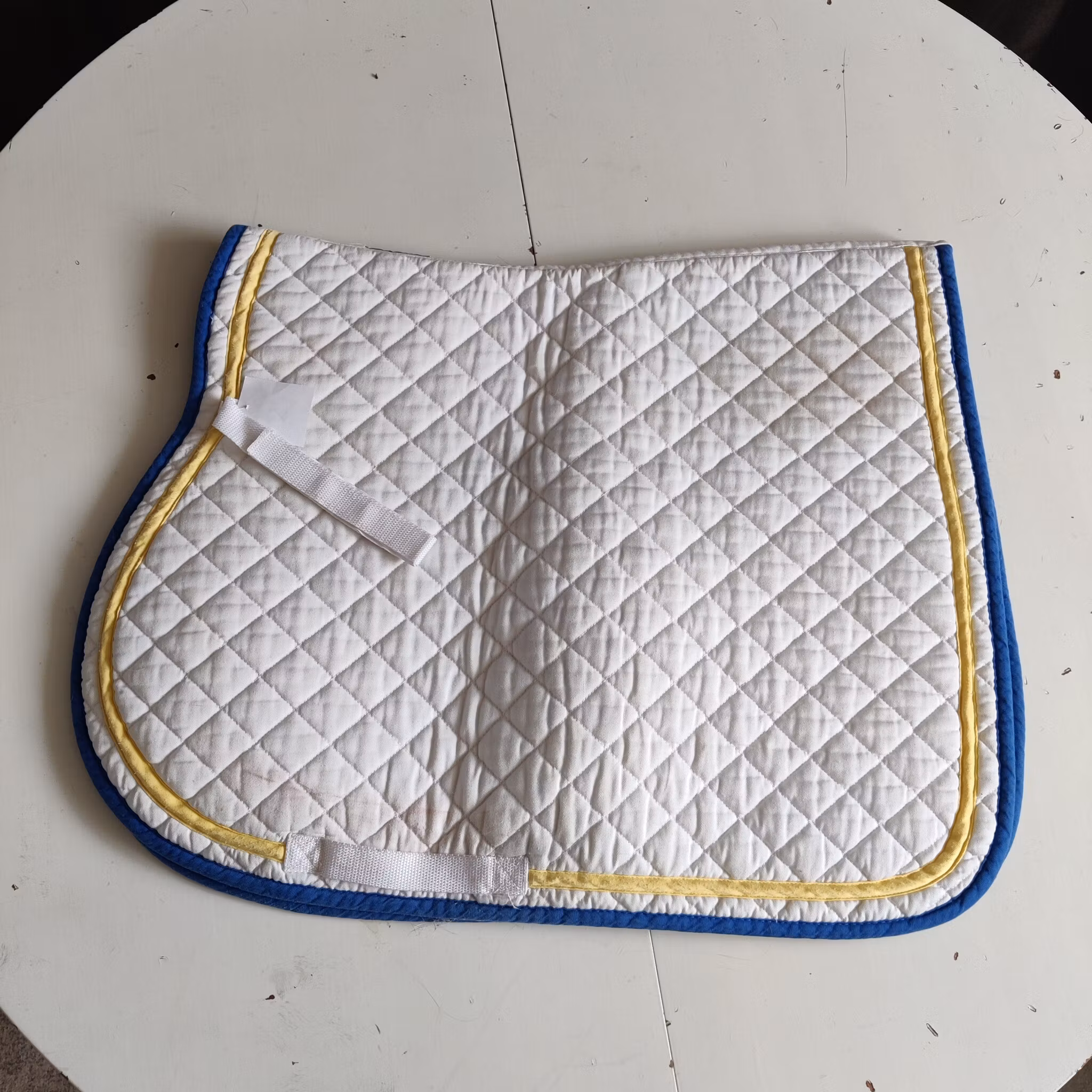 Vitt schabrak Showmaster FULL