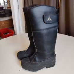 Svarta ridstövlar strl 34 Mountain Horse