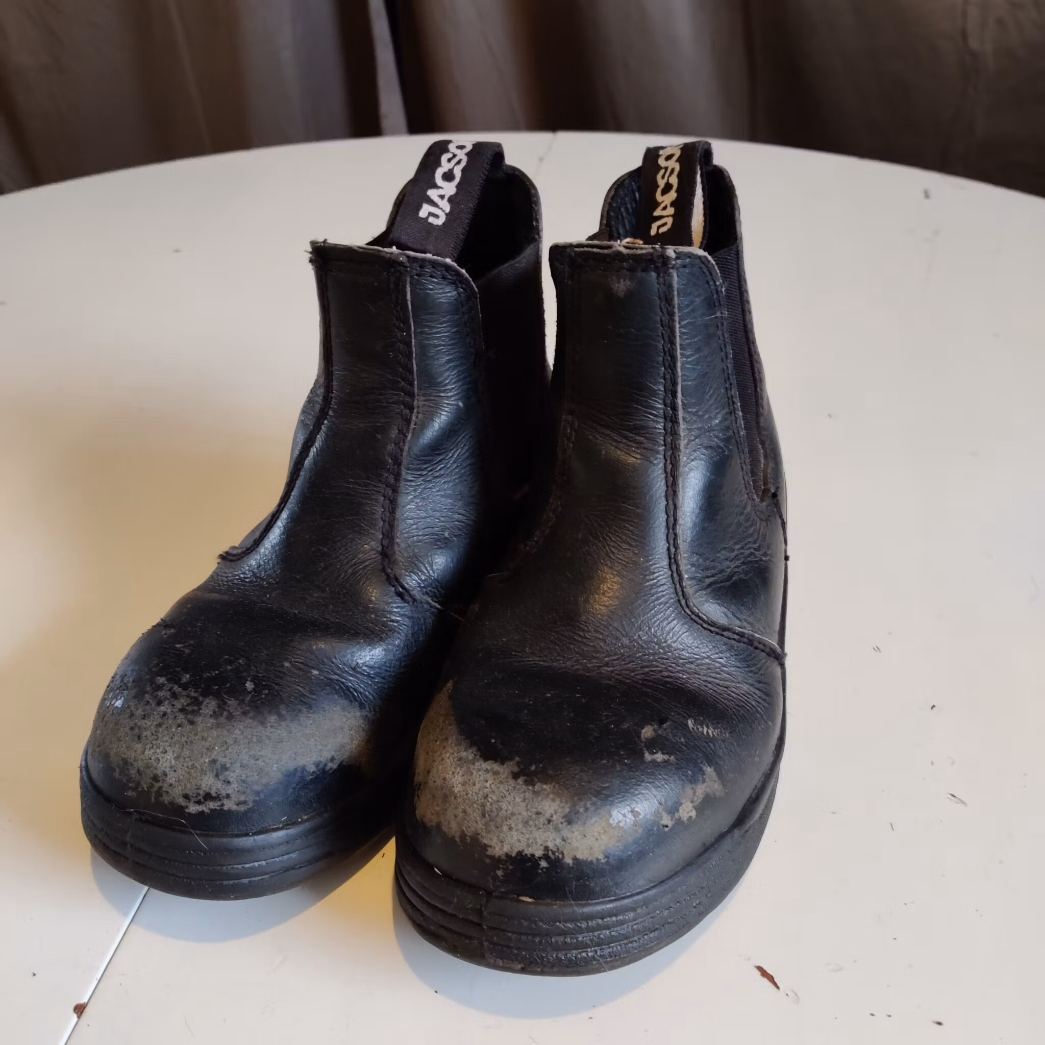 Svarta jodphurs med stålhätta strl 35 Jacson