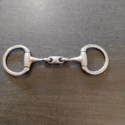 Tredelat eggbett 9.5 cm