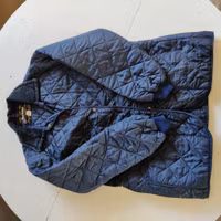 Blå quiltad jacka Barbour LARGE