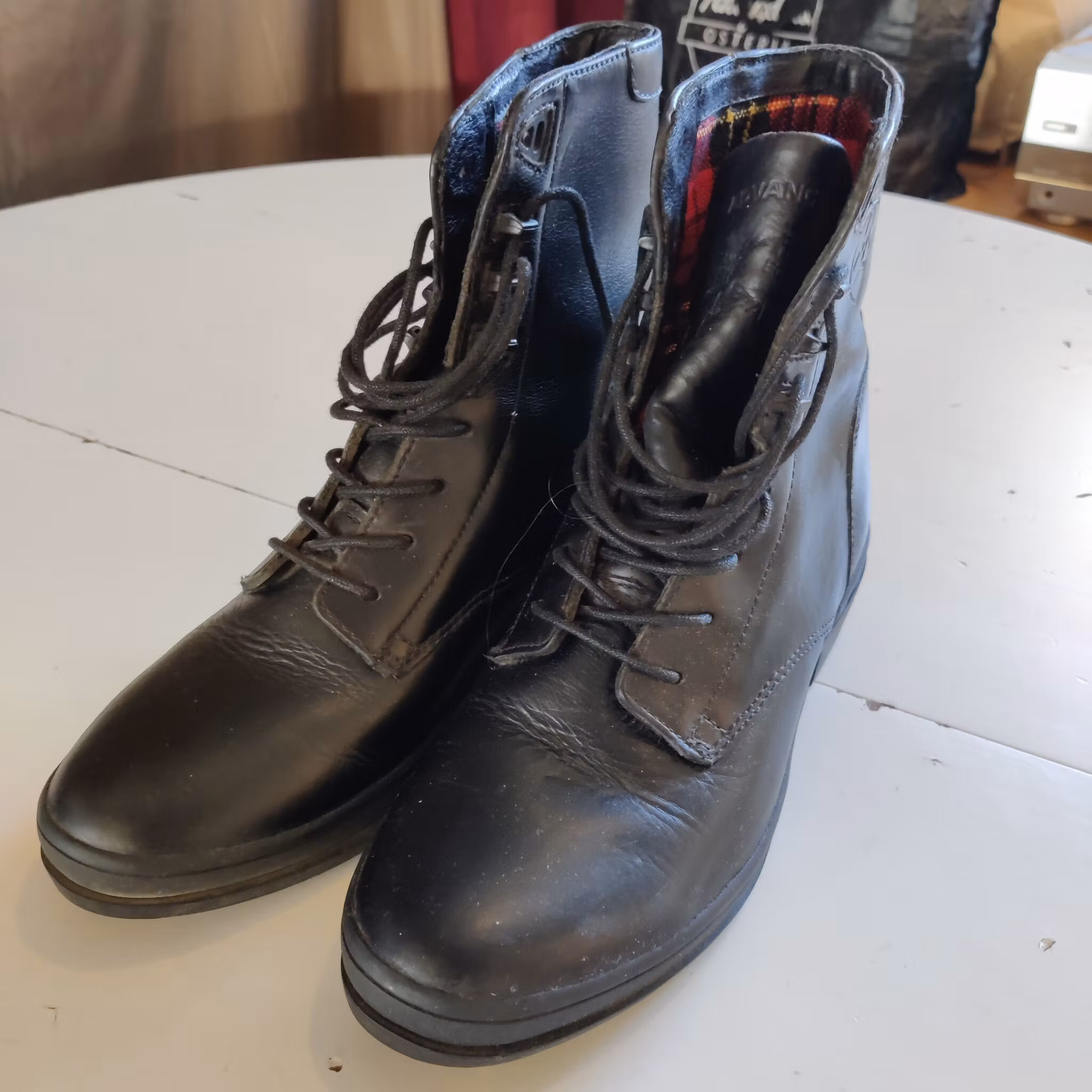 Svarta ridskor 38.5 ARIAT