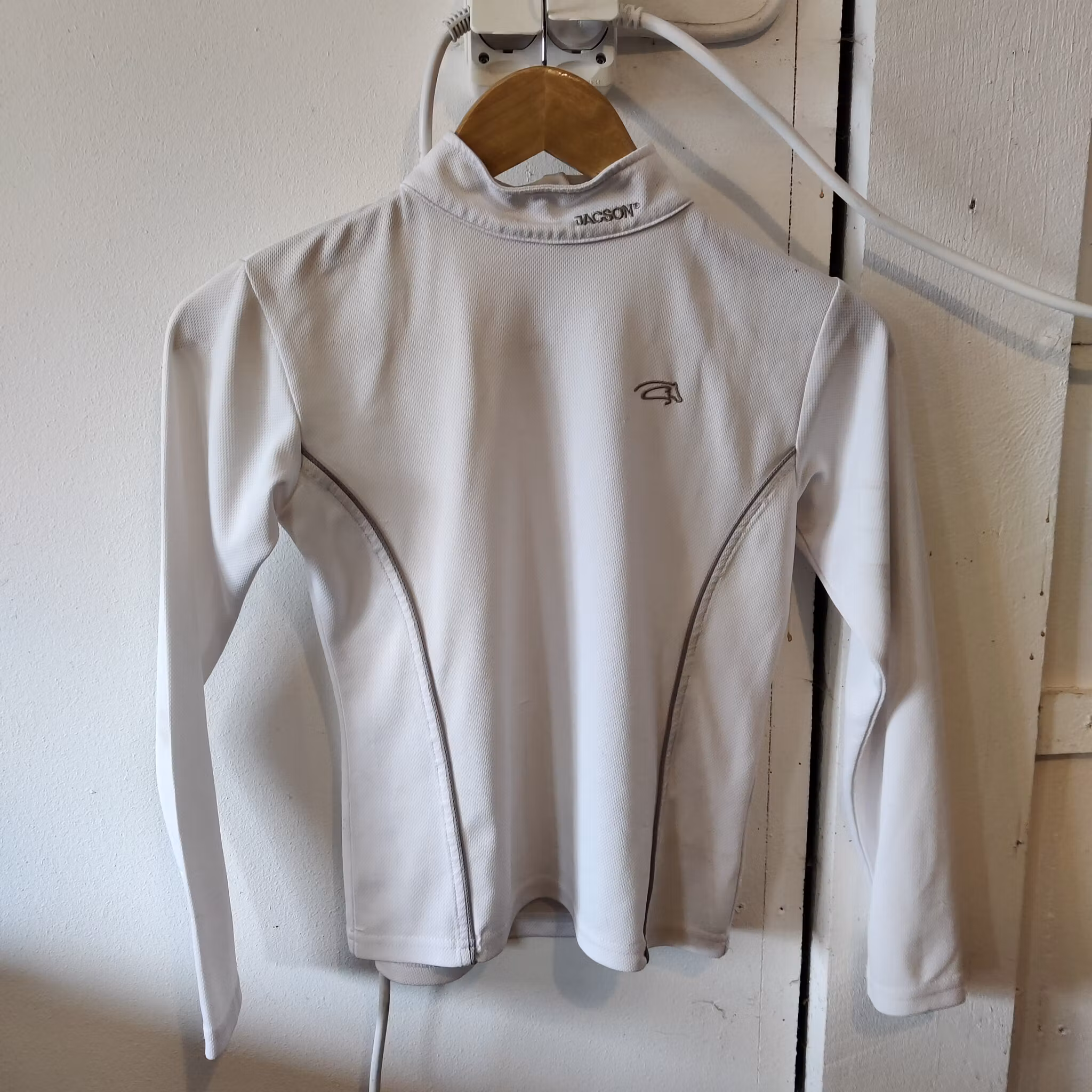 Vit långärmad funktionstopp 160 cl Jacson