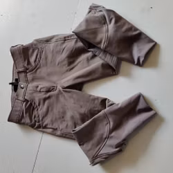 Bruna ridbyxor med knägrip strl 34 CRW