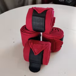 4 vinröda fleecelindor